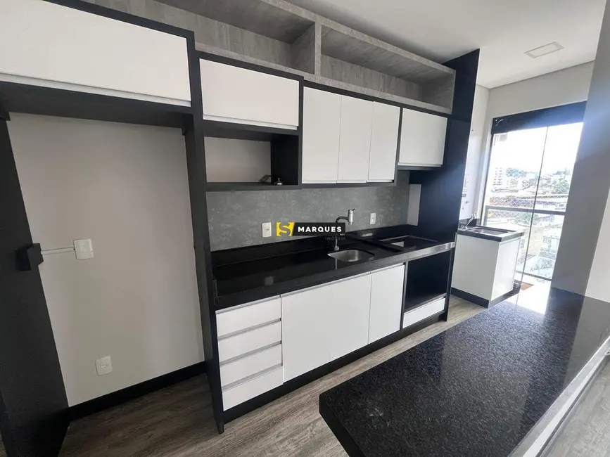 Foto 3 de Apartamento com 2 quartos para alugar, 73m2 em Bom Retiro, Joinville - SC