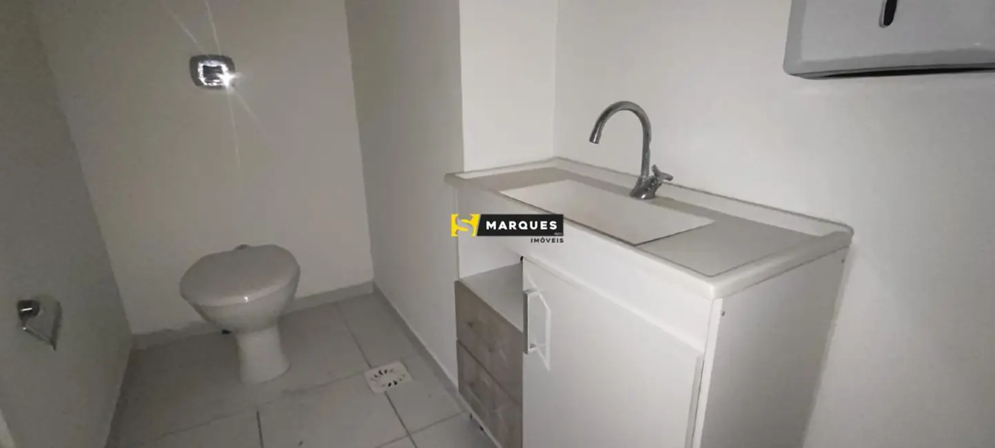 Sala Comercial para alugar, 40m2 em Centro, Joinville - SC - imagem 6 Foto 6 de Sala Comercial para alugar, 40m2 em Centro, Joinville - SC