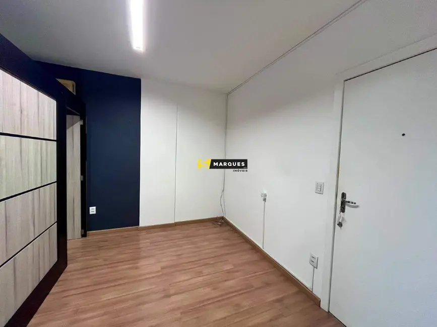 Sala Comercial para alugar, 40m2 em Centro, Joinville - SC - imagem 5 Foto 5 de Sala Comercial para alugar, 40m2 em Centro, Joinville - SC
