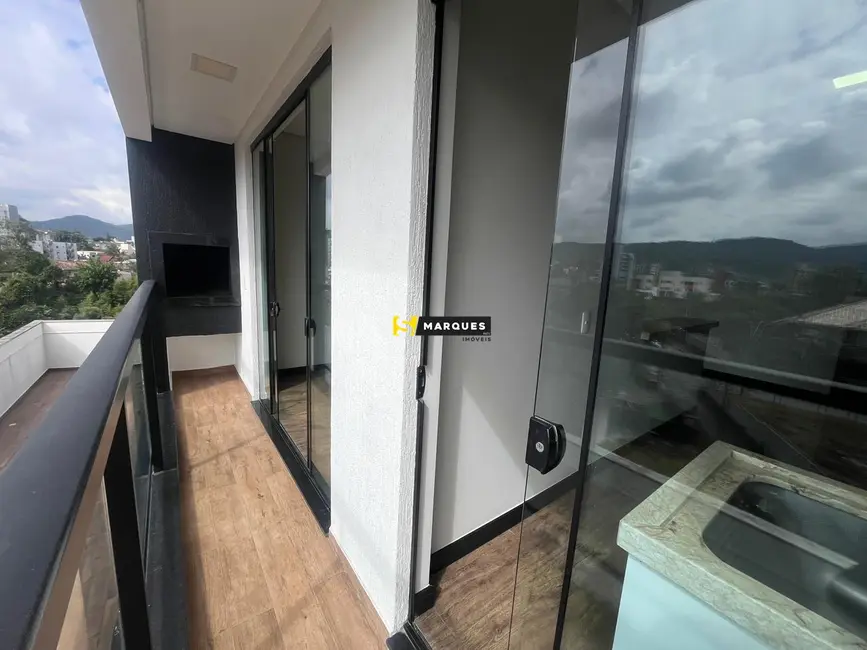 Foto 7 de Apartamento com 2 quartos para alugar, 73m2 em Bom Retiro, Joinville - SC