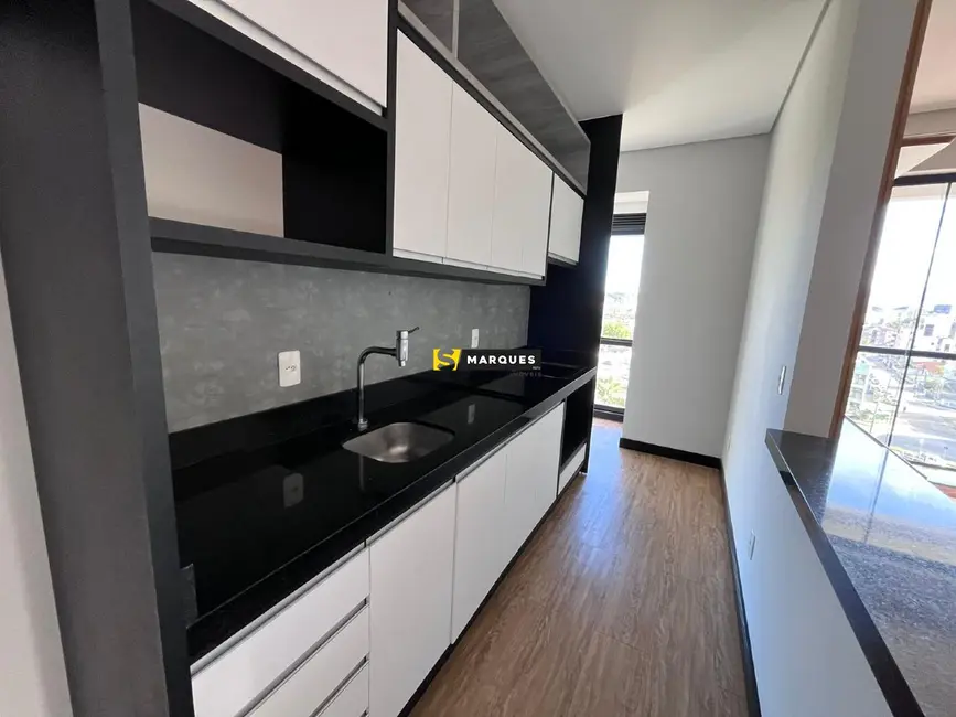 Foto 8 de Apartamento com 2 quartos para alugar, 73m2 em Bom Retiro, Joinville - SC
