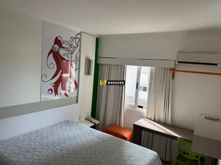 Foto 9 de Apartamento com 1 quarto para alugar, 34m2 em Centro, Joinville - SC