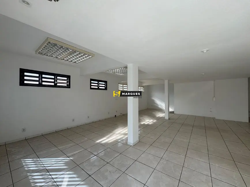 Foto 3 de Sala Comercial para alugar, 110m2 em Costa e Silva, Joinville - SC