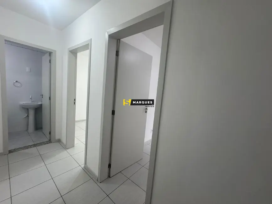 Apartamento com 2 quartos para alugar, 51m2 em Vila Nova, Joinville - SC - imagem 9 Foto 9 de Apartamento com 2 quartos para alugar, 51m2 em Vila Nova, Joinville - SC