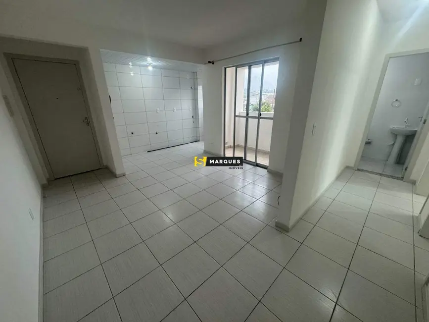 Apartamento com 2 quartos para alugar, 51m2 em Vila Nova, Joinville - SC - imagem 6 Foto 6 de Apartamento com 2 quartos para alugar, 51m2 em Vila Nova, Joinville - SC