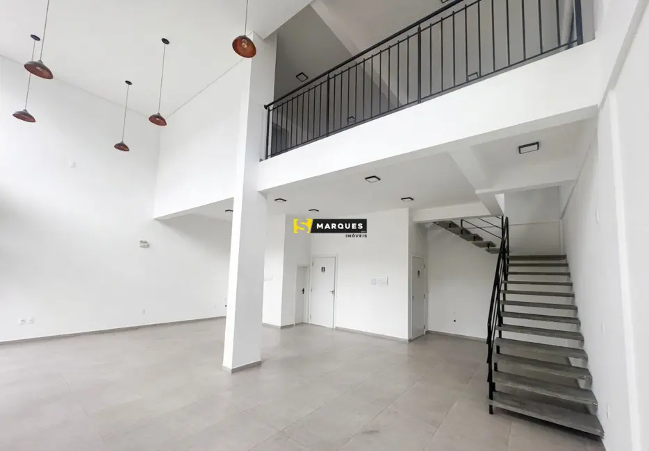 Foto 3 de Sala Comercial para alugar, 143m2 em Boa Vista, Joinville - SC