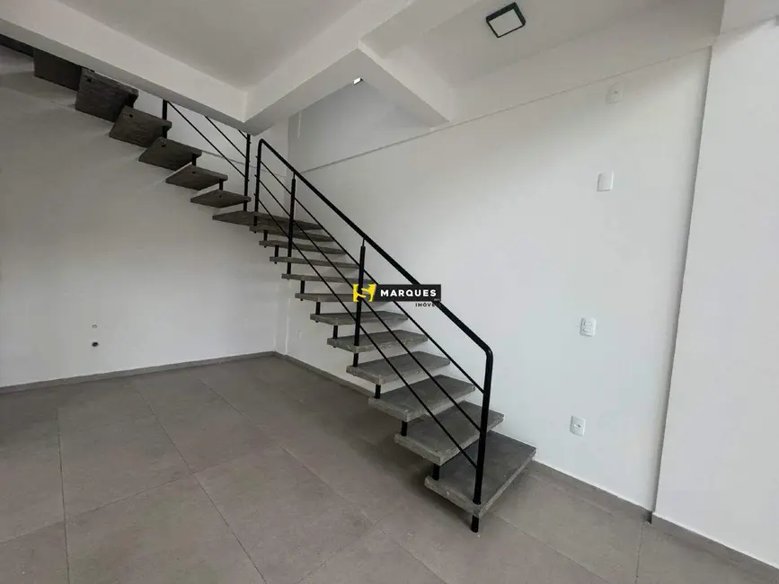 Foto 5 de Sala Comercial para alugar, 143m2 em Boa Vista, Joinville - SC