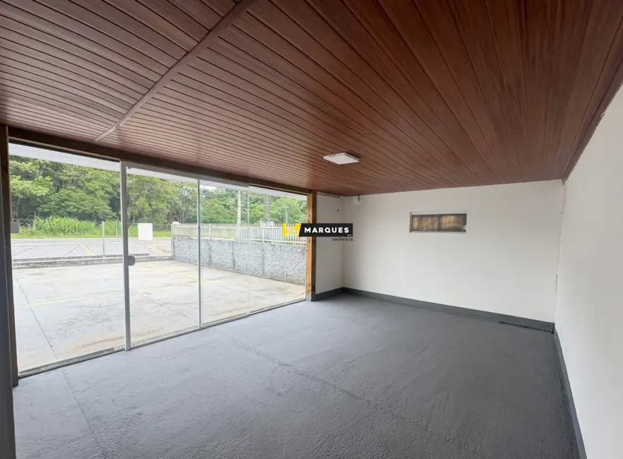 Sala Comercial para alugar, 500m2 em Dona Francisca (Pirabeiraba), Joinville - SC - imagem 4 Foto 4 de Sala Comercial para alugar, 500m2 em Dona Francisca (Pirabeiraba), Joinville - SC