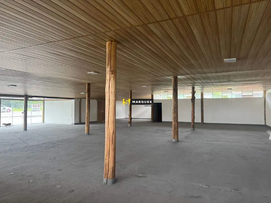 Sala Comercial para alugar, 500m2 em Dona Francisca (Pirabeiraba), Joinville - SC - imagem 8 Foto 8 de Sala Comercial para alugar, 500m2 em Dona Francisca (Pirabeiraba), Joinville - SC