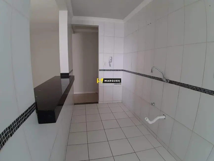 Foto 2 de Apartamento para alugar, 48m2 em Floresta, Joinville - SC