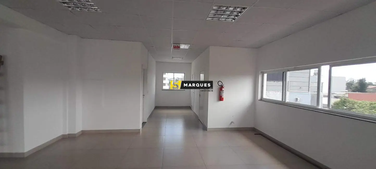 Foto 8 de Sala Comercial para alugar, 152m2 em Santo Antônio, Joinville - SC