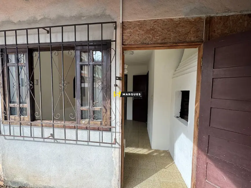 Kitnet com 1 quarto para alugar, 34m2 em Fátima, Joinville - SC - imagem 3 Foto 3 de Kitnet com 1 quarto para alugar, 34m2 em Fátima, Joinville - SC