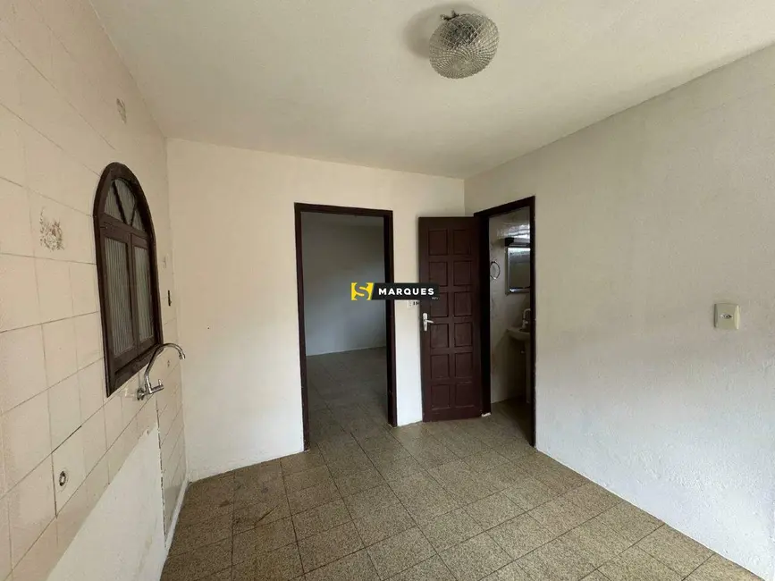 Kitnet com 1 quarto para alugar, 34m2 em Fátima, Joinville - SC - imagem 5 Foto 5 de Kitnet com 1 quarto para alugar, 34m2 em Fátima, Joinville - SC