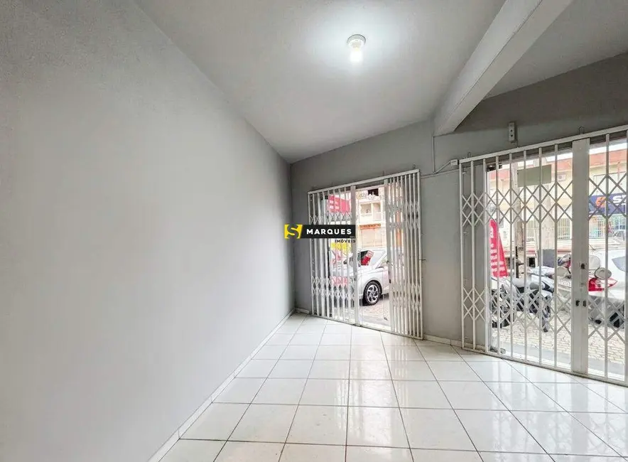 Foto 4 de Sala Comercial para alugar, 80m2 em Iririú, Joinville - SC