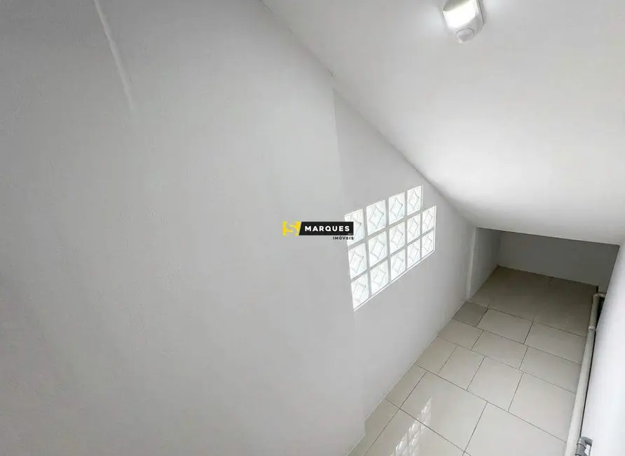Foto 7 de Sala Comercial para alugar, 80m2 em Iririú, Joinville - SC