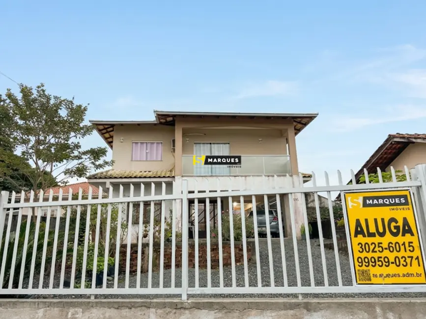 Sobrado com 3 quartos para alugar, 74m2 em Morro do Meio, Joinville - SC - imagem 1 Foto 1 de Sobrado com 3 quartos para alugar, 74m2 em Morro do Meio, Joinville - SC