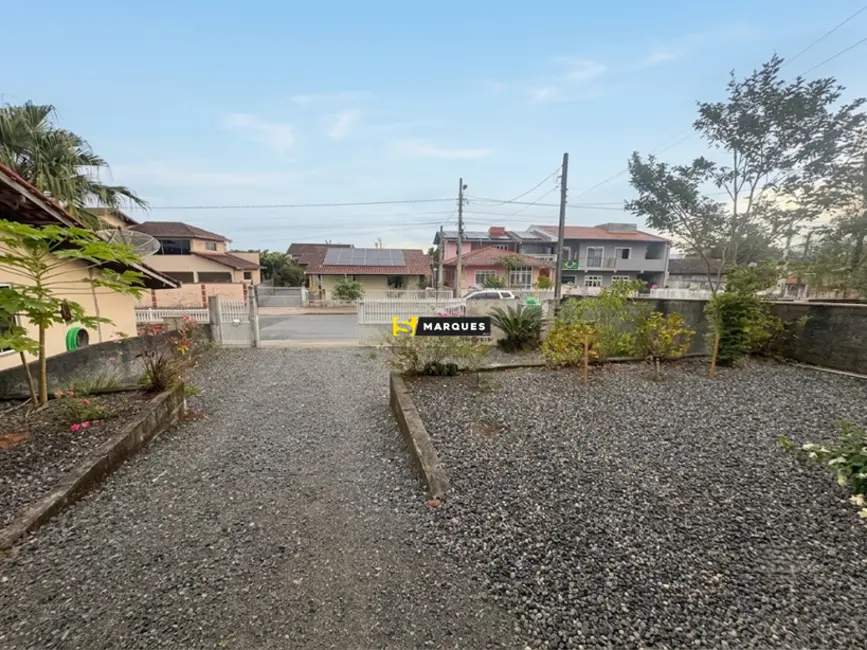 Sobrado com 3 quartos para alugar, 74m2 em Morro do Meio, Joinville - SC - imagem 4 Foto 4 de Sobrado com 3 quartos para alugar, 74m2 em Morro do Meio, Joinville - SC