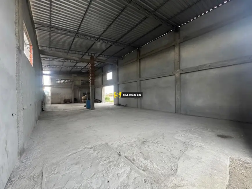 Armazém / Galpão para alugar, 170m2 em Boehmerwald, Joinville - SC - imagem 5 Foto 5 de Armazém / Galpão para alugar, 170m2 em Boehmerwald, Joinville - SC