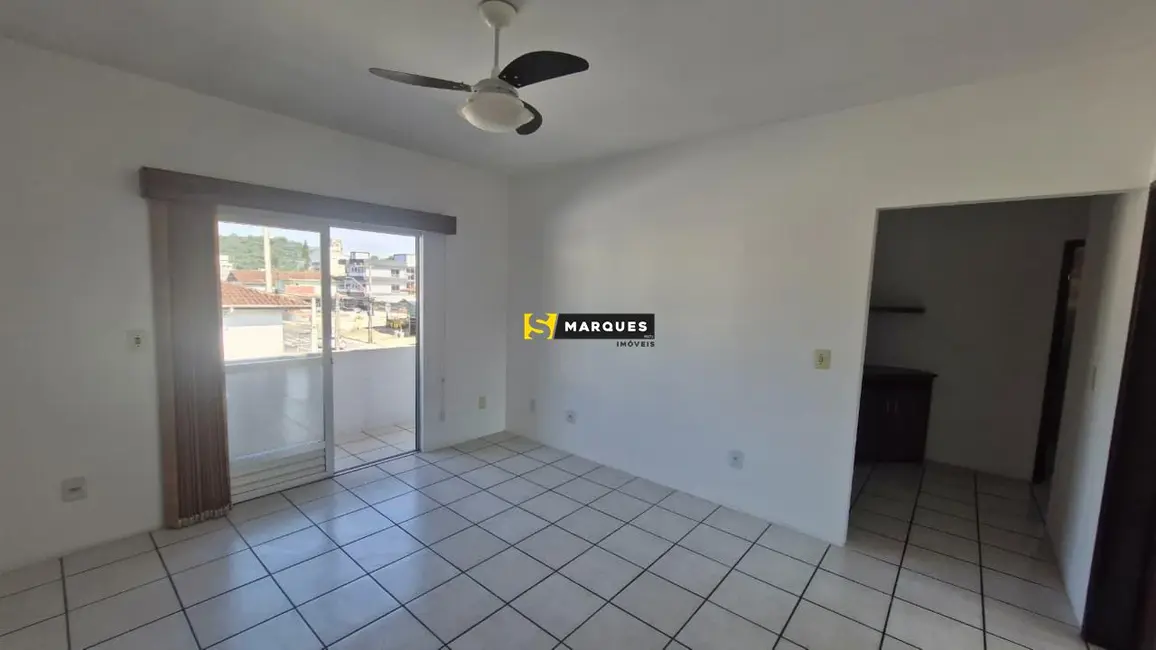 Foto 7 de Apartamento com 2 quartos para alugar, 78m2 em Iririú, Joinville - SC