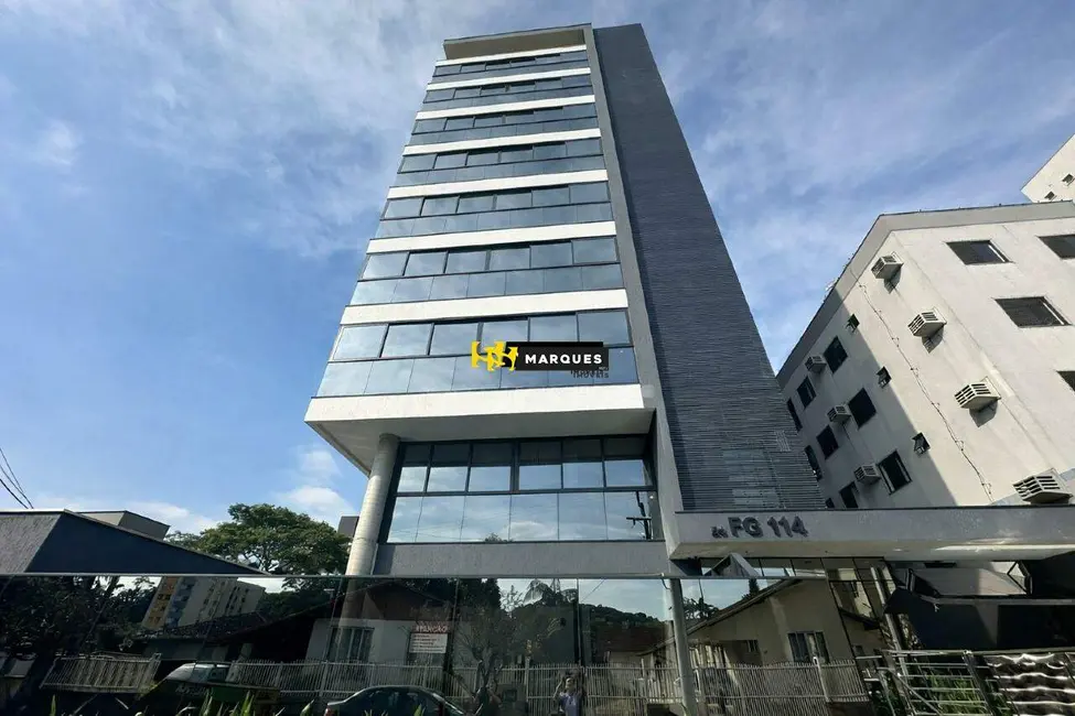 Foto 1 de Apartamento com 3 quartos para alugar, 113m2 em América, Joinville - SC