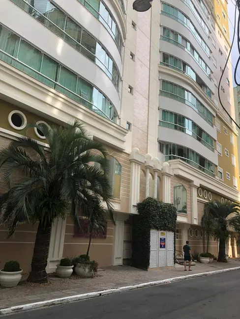 Foto 2 de Apartamento com 3 quartos à venda, 105m2 em Centro, Balneario Camboriu - SC