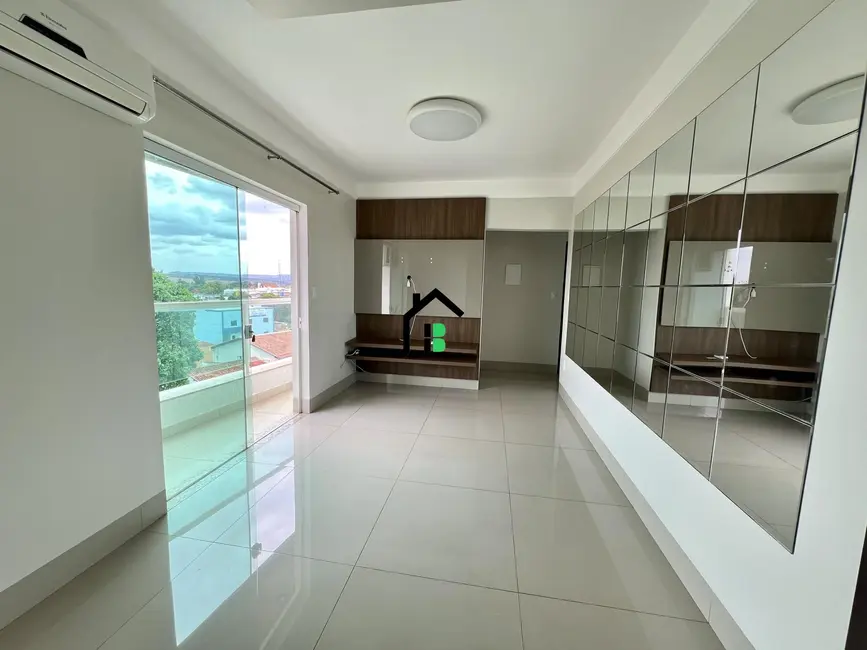 Foto 1 de Apartamento com 2 quartos à venda, 65m2 em Centro, Patos De Minas - MG