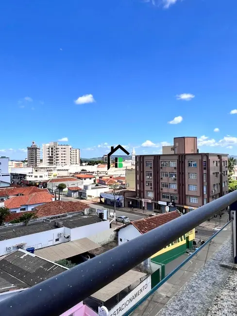 Cobertura com 3 quartos à venda, 159m2 em Centro, Patos De Minas - MG - imagem 4 Foto 4 de Cobertura com 3 quartos à venda, 159m2 em Centro, Patos De Minas - MG