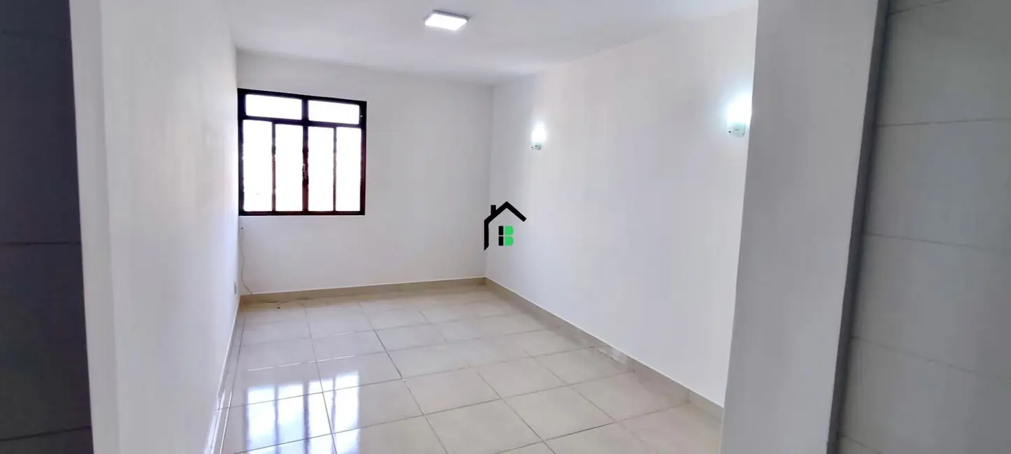 Foto 1 de Apartamento com 4 quartos à venda, 192m2 em Centro, Patos De Minas - MG