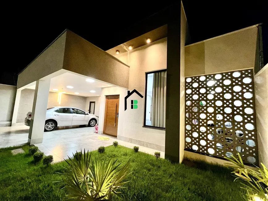 Foto 2 de Casa com 3 quartos à venda, 226m2 em Planalto, Patos De Minas - MG