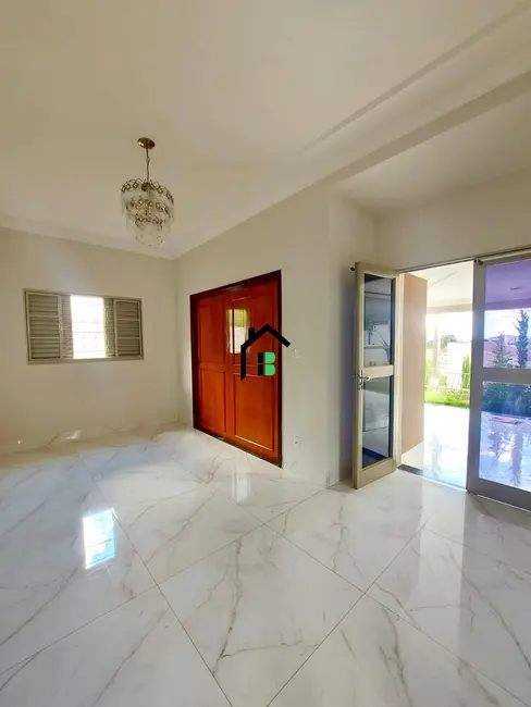 Foto 1 de Casa com 3 quartos à venda, 377m2 em Cidade Jardim, Patos De Minas - MG