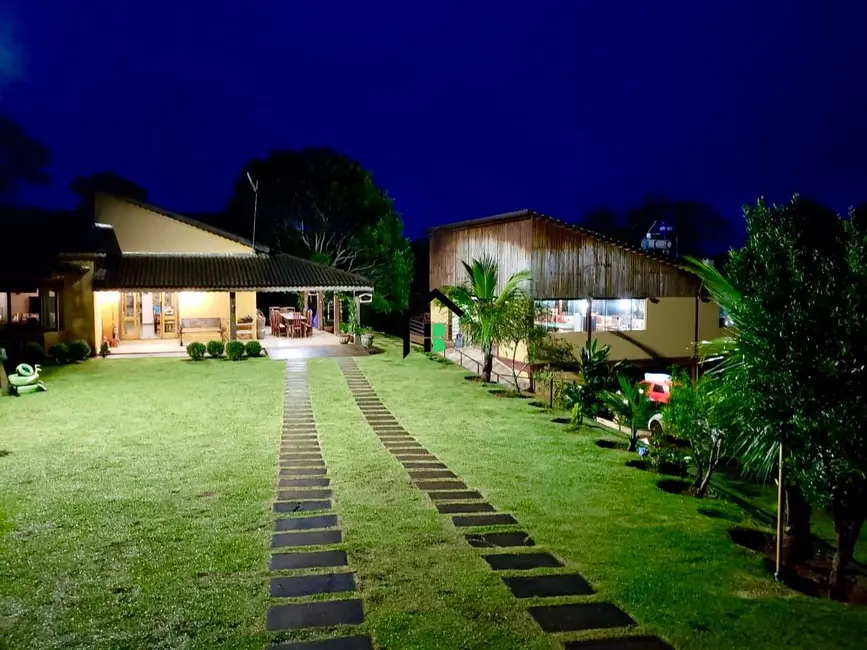 Foto 1 de Fazenda / Haras com 3 quartos à venda, 150000m2 em Área Rural de Patos de Minas, Patos De Minas - MG