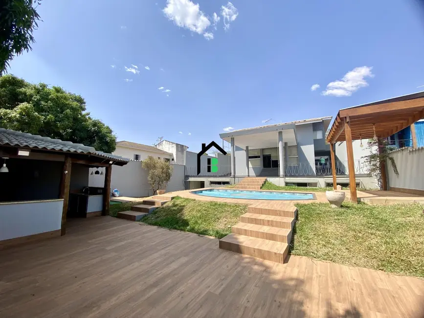 Foto 1 de Casa com 3 quartos à venda, 394m2 em Boa Vista, Patos De Minas - MG