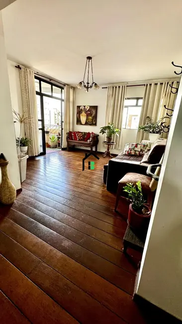 Foto 1 de Apartamento com 3 quartos à venda, 119m2 em Centro, Patos De Minas - MG