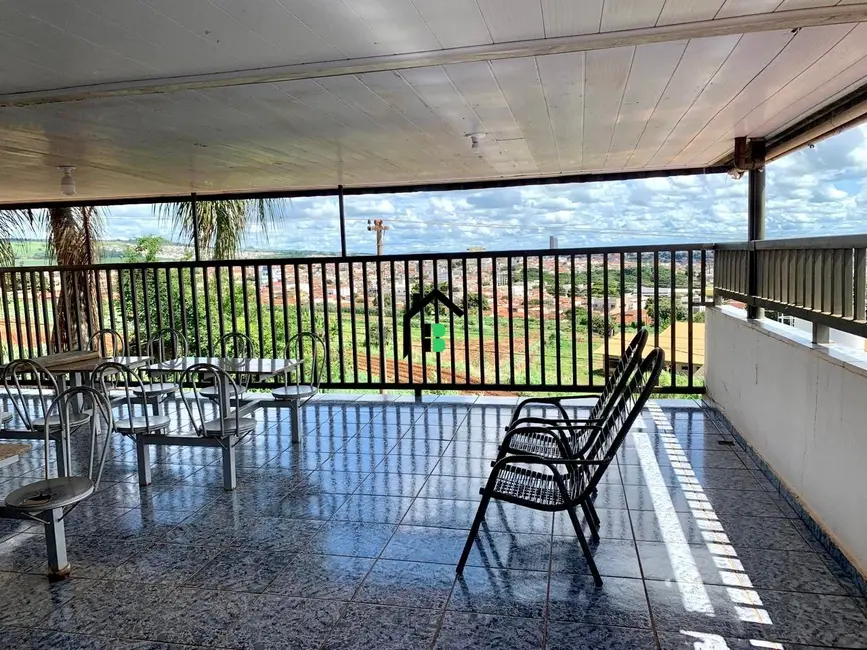 Foto 1 de Casa com 4 quartos à venda, 459m2 em Bela Vista, Patos De Minas - MG