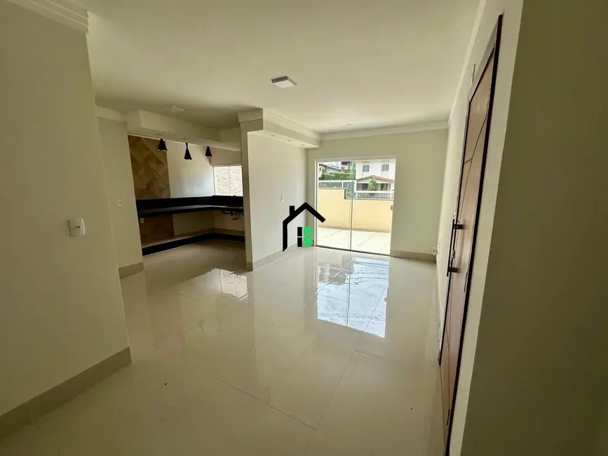 Foto 1 de Apartamento com 3 quartos à venda, 100m2 em Centro, Patos De Minas - MG