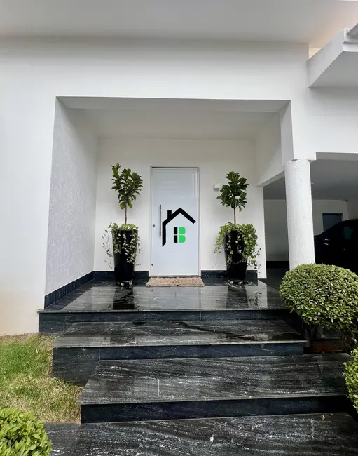 Foto 2 de Casa com 3 quartos à venda, 360m2 em Caiçaras, Patos De Minas - MG