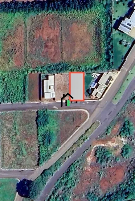 Foto 1 de Terreno / Lote à venda, 450m2 em Caiçaras, Patos De Minas - MG