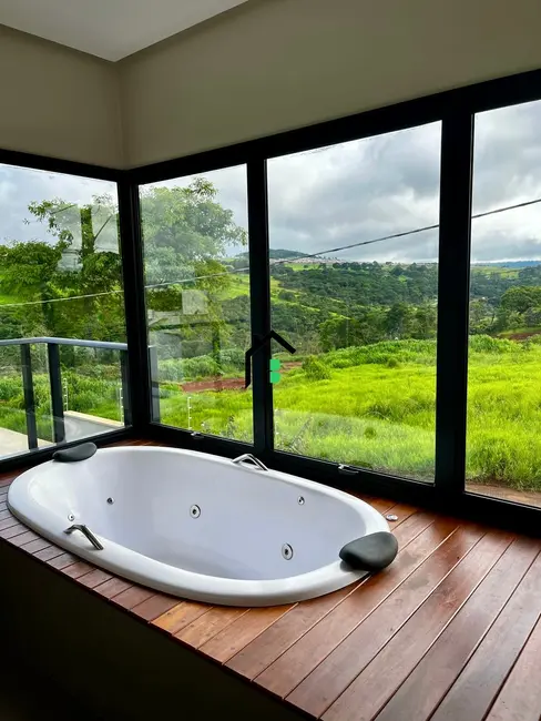 Foto 1 de Casa com 3 quartos à venda, 207m2 em Campos Elíseos, Patos De Minas - MG