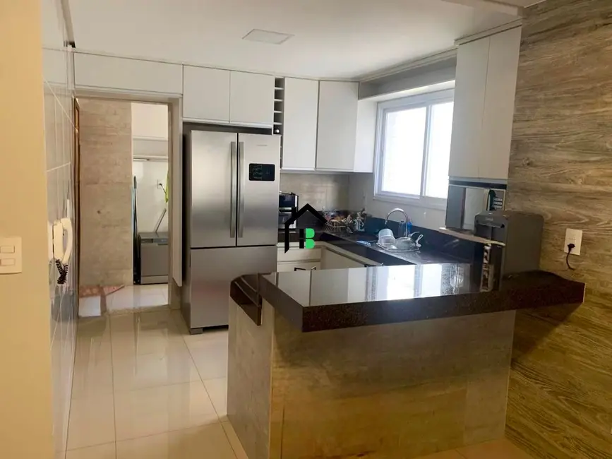 Foto 1 de Apartamento com 3 quartos à venda, 122m2 em Caiçaras, Patos De Minas - MG