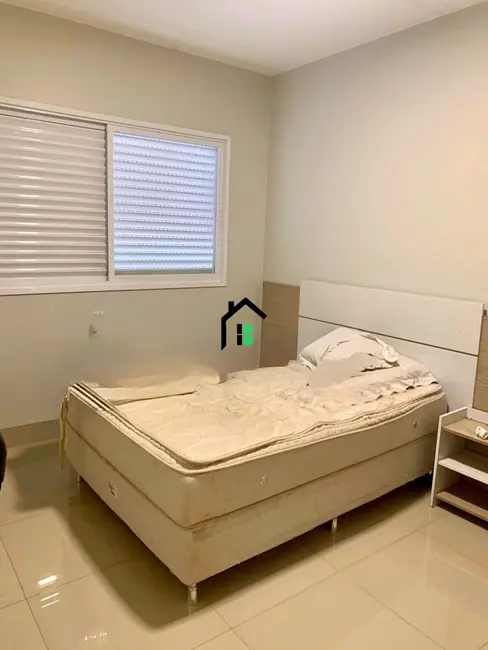 Apartamento com 3 quartos à venda, 122m2 em Caiçaras, Patos De Minas - MG - imagem 4 Foto 4 de Apartamento com 3 quartos à venda, 122m2 em Caiçaras, Patos De Minas - MG