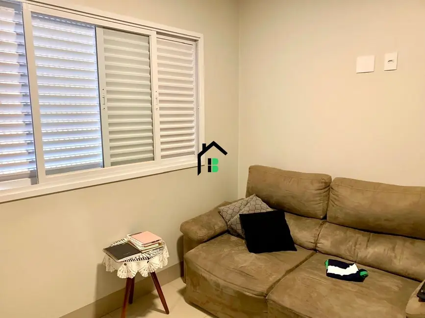 Apartamento com 3 quartos à venda, 122m2 em Caiçaras, Patos De Minas - MG - imagem 4 Foto 4 de Apartamento com 3 quartos à venda, 122m2 em Caiçaras, Patos De Minas - MG
