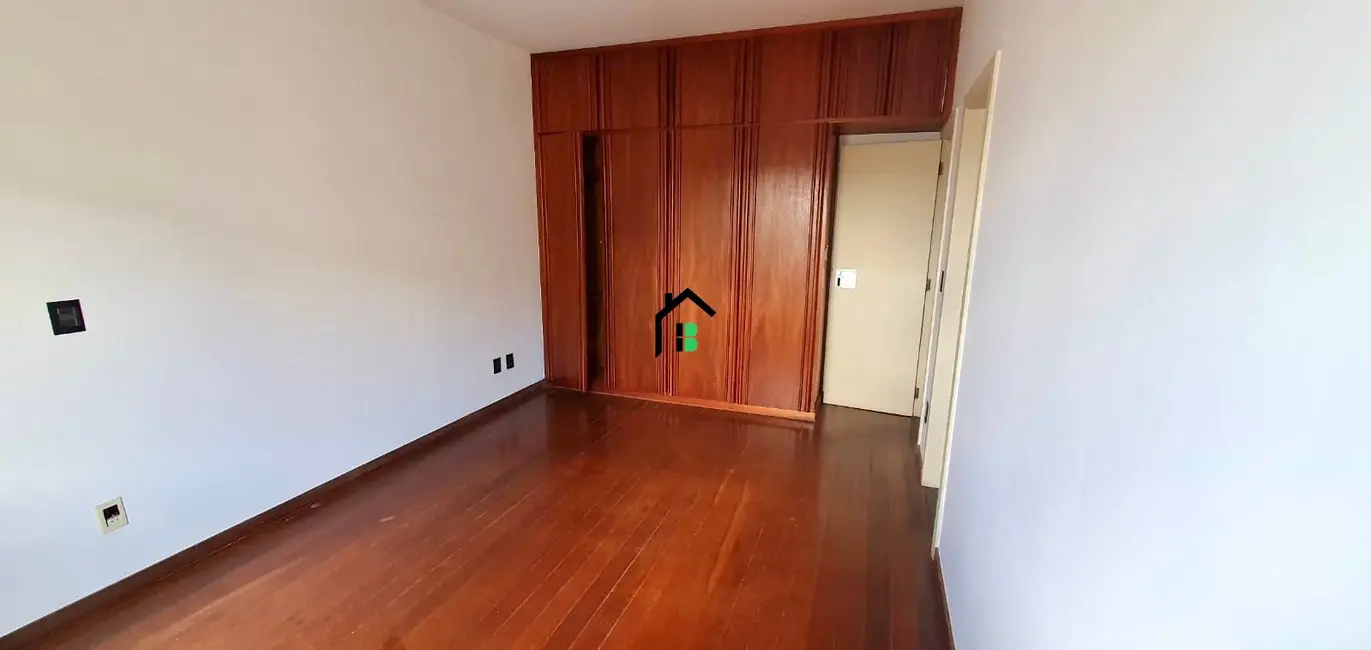 Foto 3 de Apartamento com 3 quartos à venda, 140m2 em Centro, Patos De Minas - MG