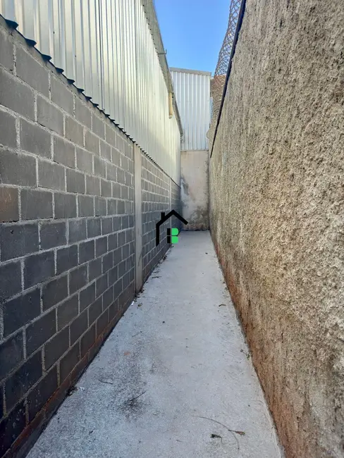 Foto 3 de Armazém / Galpão com 1 quarto para alugar, 240m2 em Jardim Andrades, Patos De Minas - MG