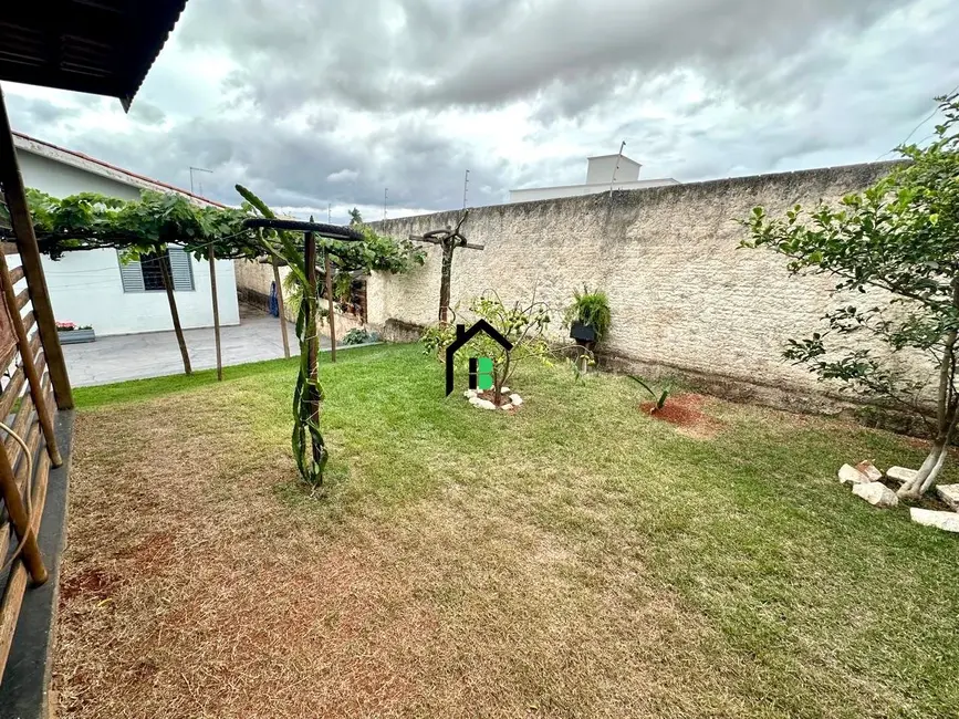 Casa com 3 quartos à venda, 264m2 em Boa Vista, Patos De Minas - MG - imagem 6 Foto 6 de Casa com 3 quartos à venda, 264m2 em Boa Vista, Patos De Minas - MG