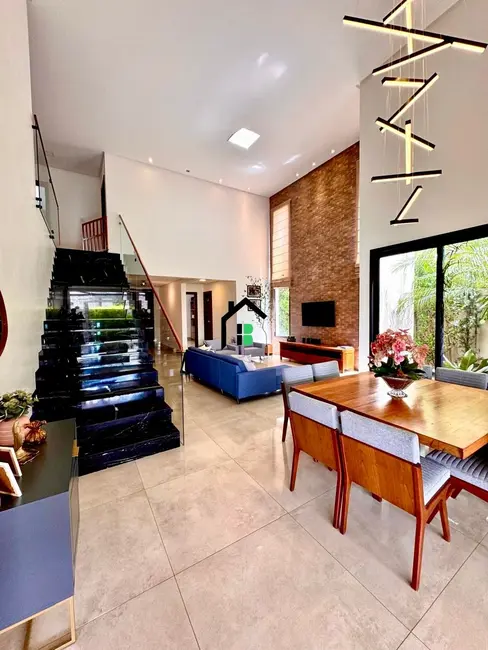 Casa com 4 quartos à venda, 333m2 em Sobradinho, Patos De Minas - MG - imagem 5 Foto 5 de Casa com 4 quartos à venda, 333m2 em Sobradinho, Patos De Minas - MG