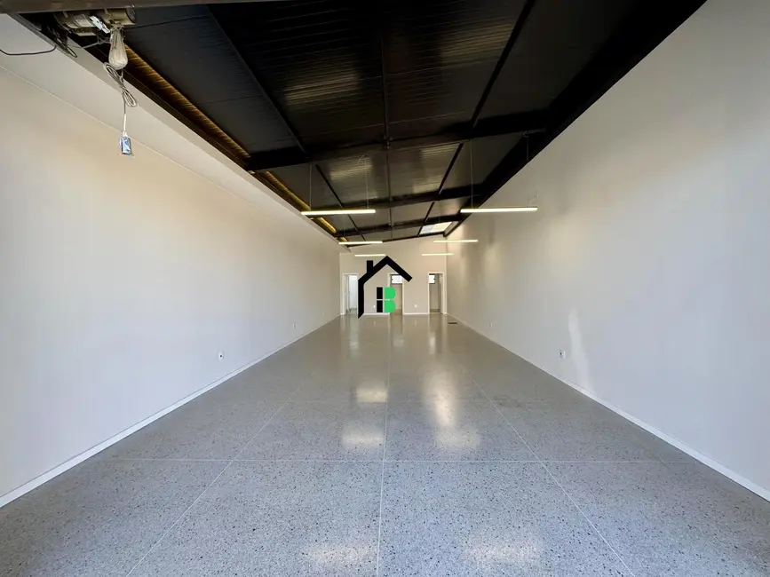 Foto 6 de Loja com 1 quarto para alugar, 100m2 em Nossa Senhora das Graças, Patos De Minas - MG