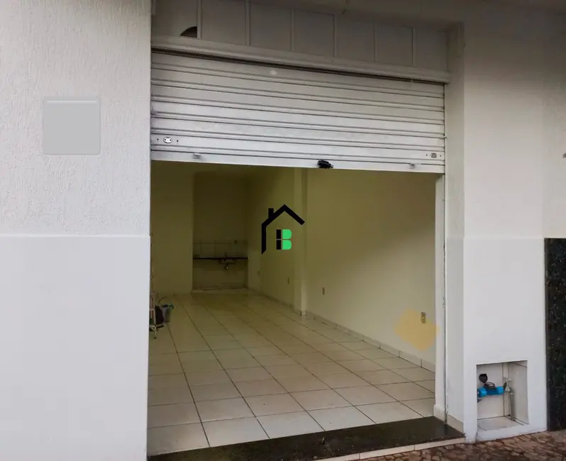 Foto 2 de Loja com 1 quarto para alugar, 36m2 em Centro, Patos De Minas - MG