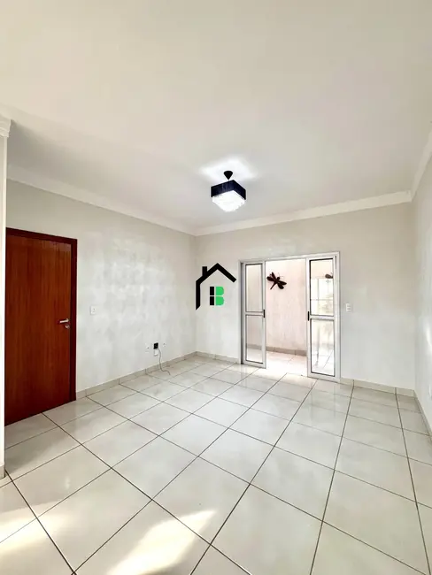 Foto 2 de Apartamento com 3 quartos para alugar, 130m2 em Cidade Jardim, Patos De Minas - MG