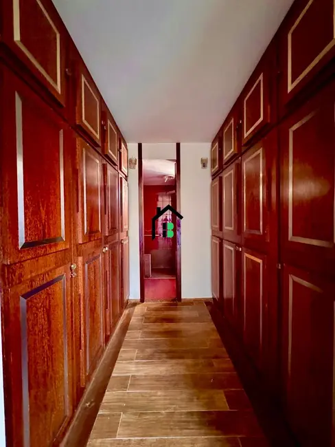 Casa com 4 quartos para alugar, 249m2 em Sobradinho, Patos De Minas - MG - imagem 6 Foto 6 de Casa com 4 quartos para alugar, 249m2 em Sobradinho, Patos De Minas - MG