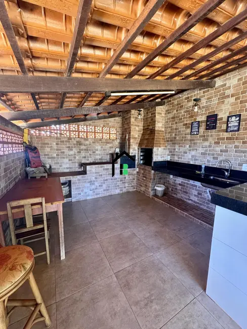 Chácara com 3 quartos à venda, 5000m2 em Área Rural de Patos de Minas, Patos De Minas - MG - imagem 9 Foto 9 de Chácara com 3 quartos à venda, 5000m2 em Área Rural de Patos de Minas, Patos De Minas - MG